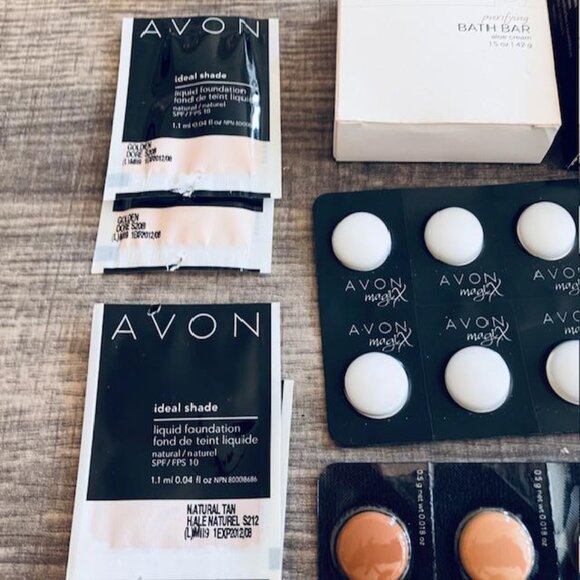 HUGE 75 pc LOT AVON LIPSTICKS GLOSSES +MORE!- GREAT FOR PRETEEN/DRESS UP PARTIES - Picture 5 of 12